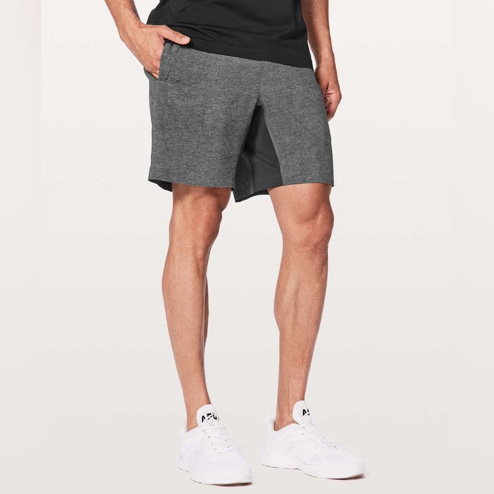 Lululemon T.H.E linerless short Med